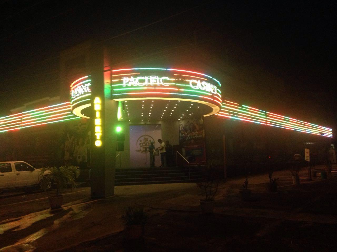 Centro Comercial Plaza